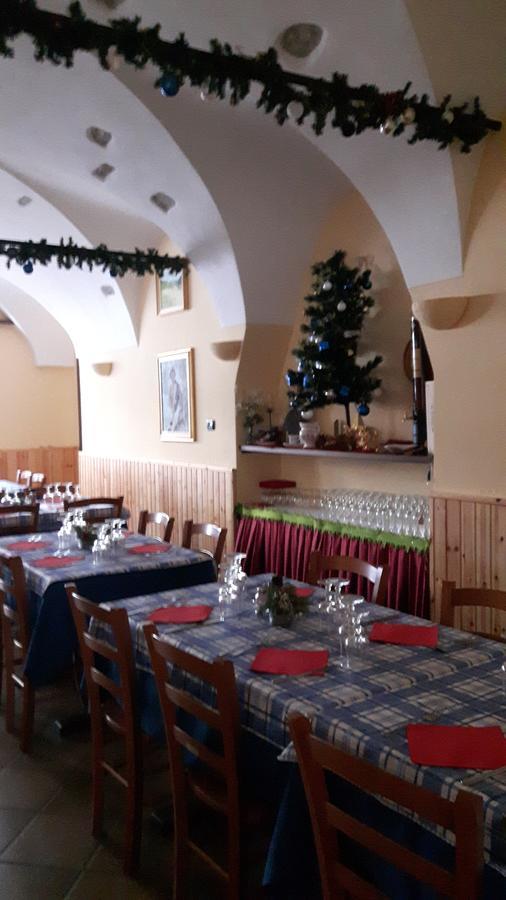 Trattoria Bar Pace 호텔 Re 외부 사진